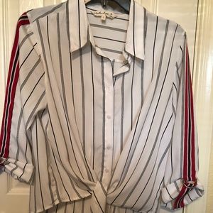 Mid-Waist Tie Striped button down Shirt.  Size Large.  Color: White.